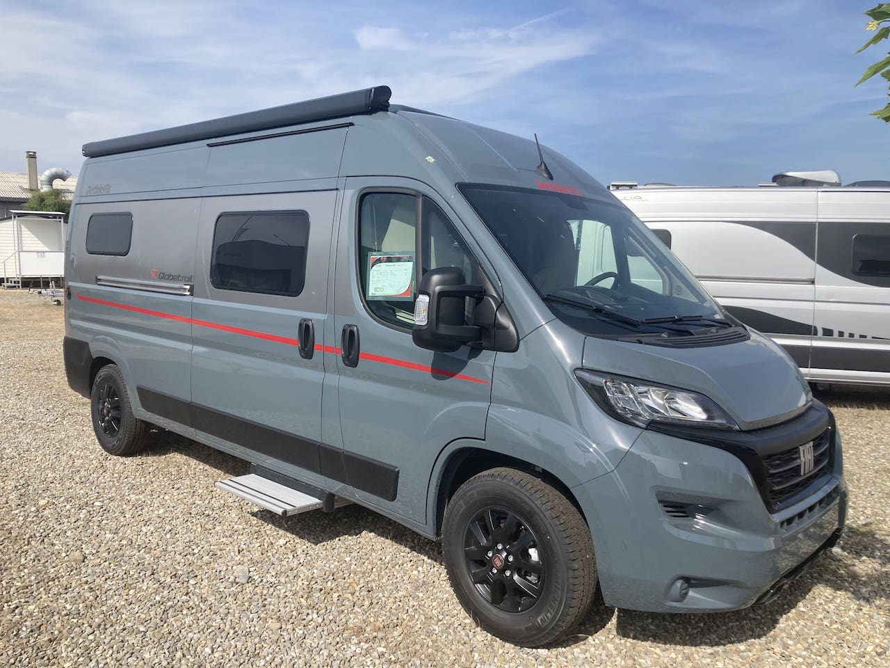 /camping-cars-gp-globetrail-600-fi-2023