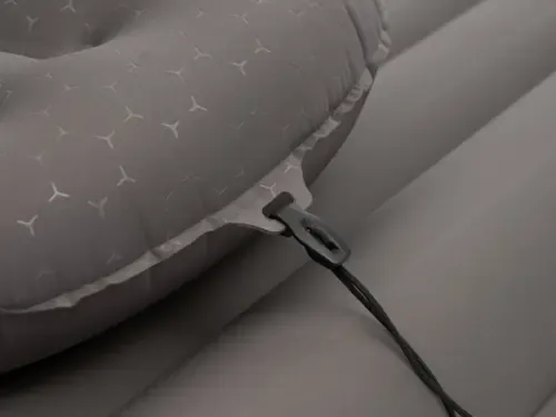 Ultra-Pillow-Detail-Pillow-Link-SS26.webp