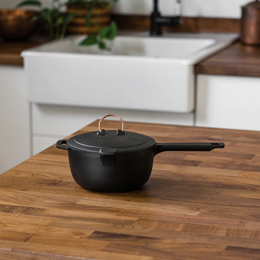 Enamel Lined Cast Iron Saucepan_02 Barebones..webp